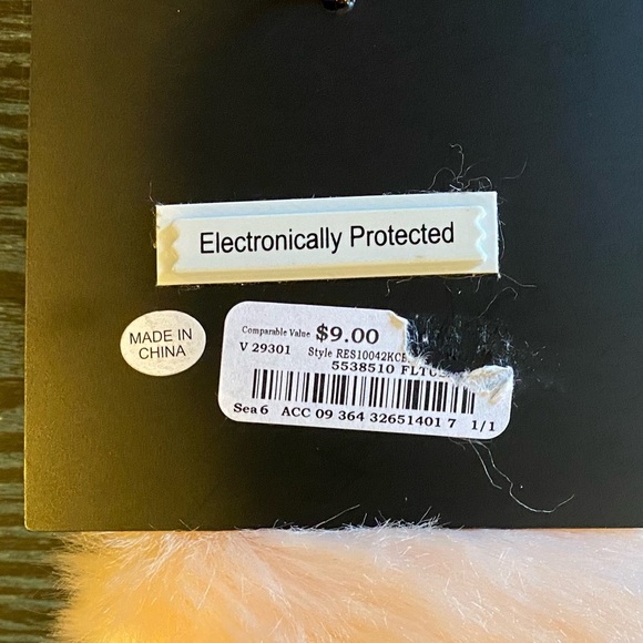 Annabelle & Rampage Two Piece Keychain Set - Picture 4 of 8